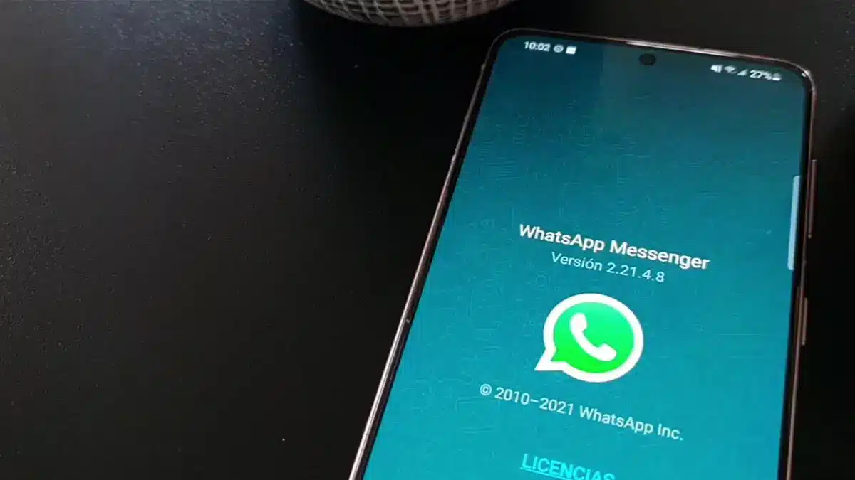 borrar cache de whatsapp